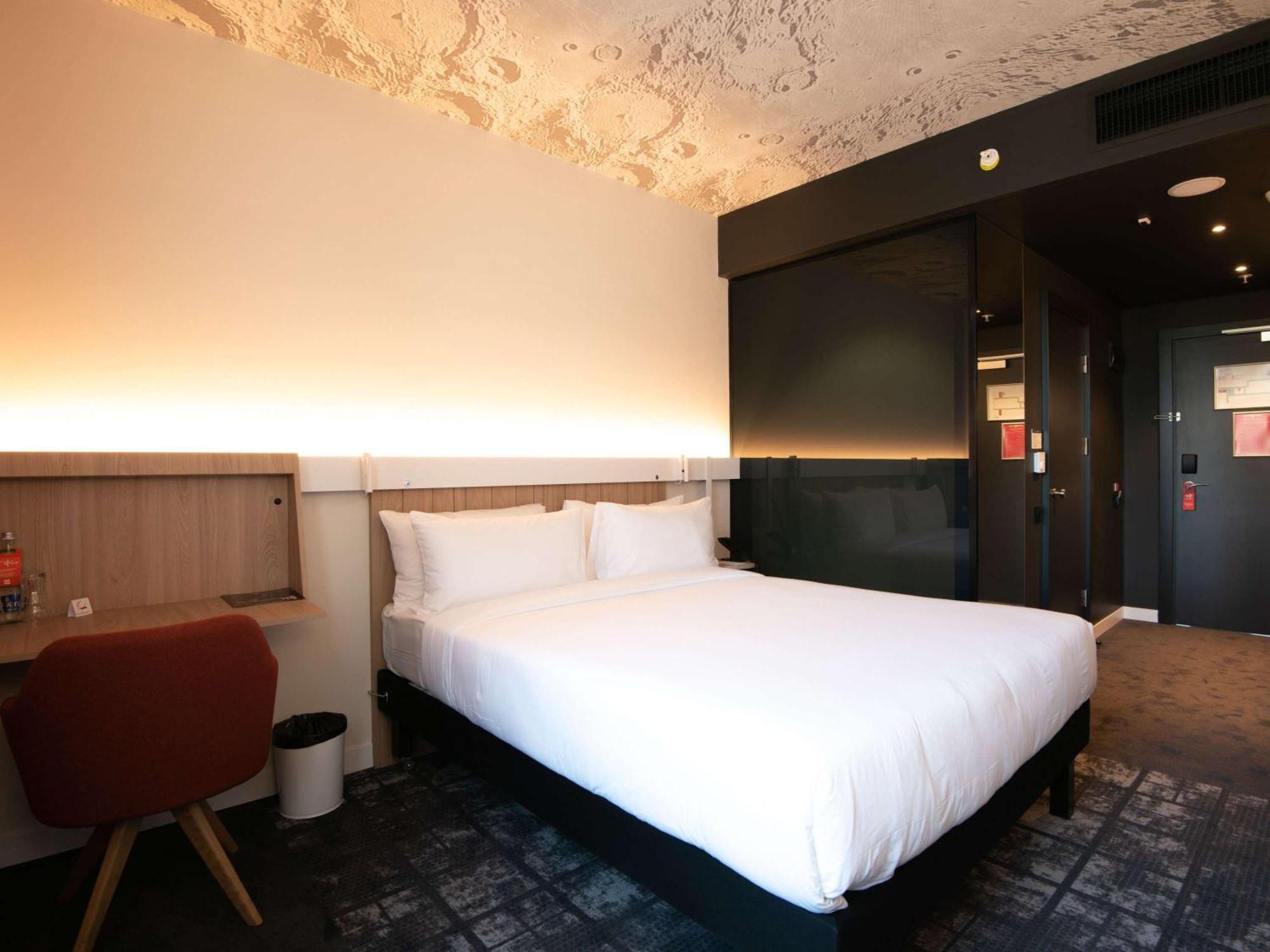 Ibis Baku City Kültér fotó